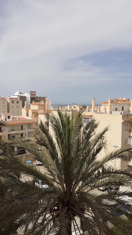 Amplio Piso Al Lado De La Playa En Nerja Apartment ภายนอก รูปภาพ