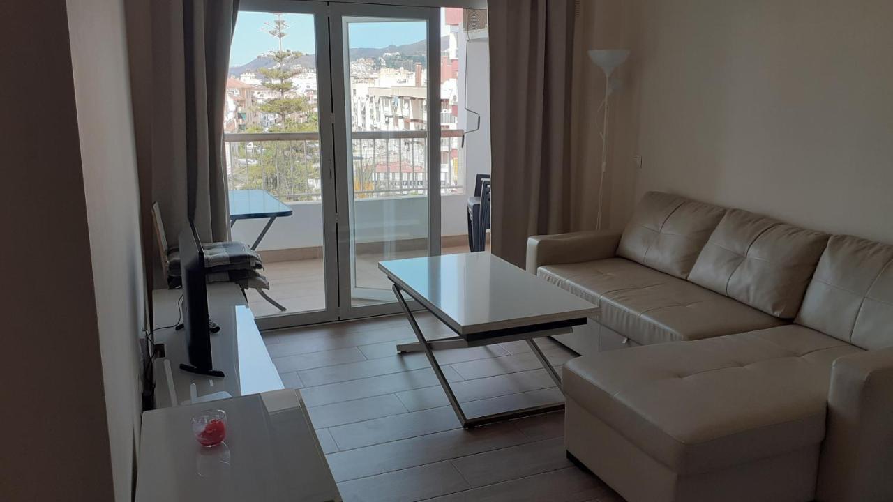 Amplio Piso Al Lado De La Playa En Nerja Apartment ภายนอก รูปภาพ